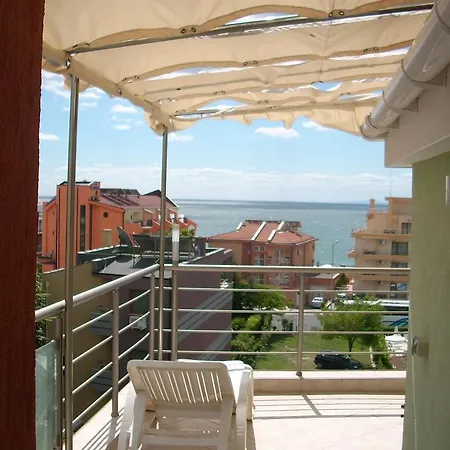 Διαμέρισμα Azaliya 2 Panoramic View Νεσέμπαρ